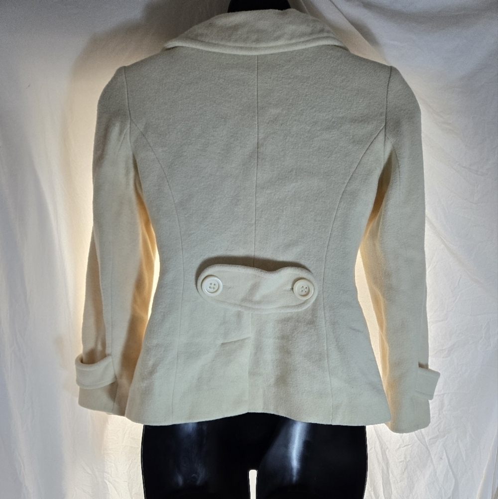 Pretty Wool Coat - Picture 3 of 8